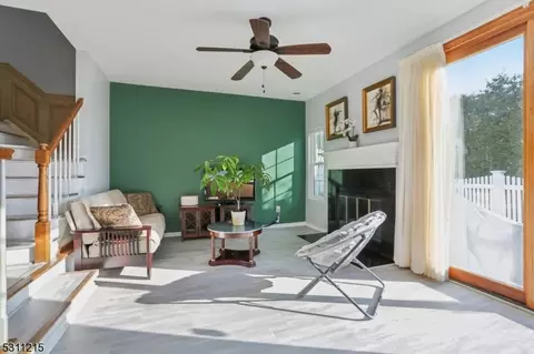 1 Bentley Ct, Bedminster, NJ 07921