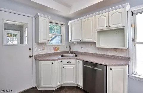 96 Brookline Ave, Nutley, NJ 07110 photo 13