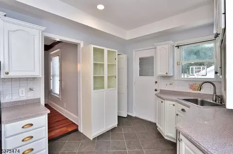96 Brookline Ave, Nutley, NJ 07110 photo 15