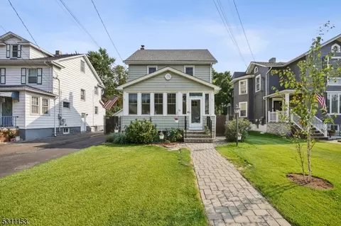 32 E Colfax Ave, Roselle Park, NJ 07204