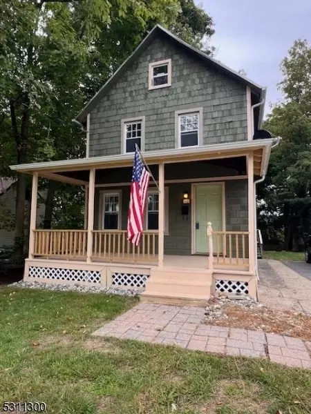 16 Spring St, Butler, NJ 07405