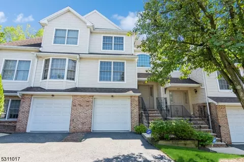 203 Grand Ridge Dr, Ridgefield, NJ 07657