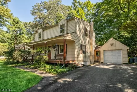 151 Pines Lake Dr, Wayne, NJ 07470 photo 4