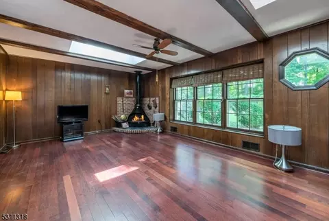 151 Pines Lake Dr, Wayne, NJ 07470 photo 20