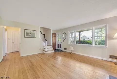 151 Pines Lake Dr, Wayne, NJ 07470 photo 7