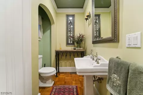 16 Warwick Rd, Summit, NJ 07901 photo 12
