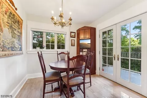16 Warwick Rd, Summit, NJ 07901 photo 8