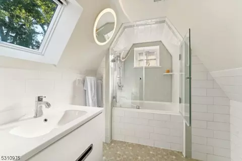 16 Warwick Rd, Summit, NJ 07901 photo 23