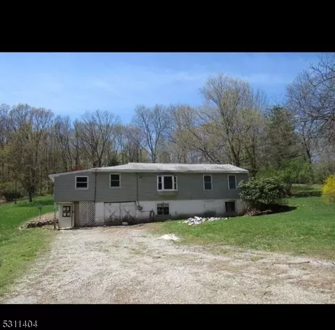 43 Rockport Rd, Wantage, NJ 07461