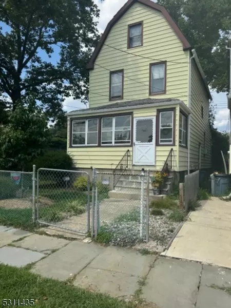33 Race St, Bloomfield, NJ 07003