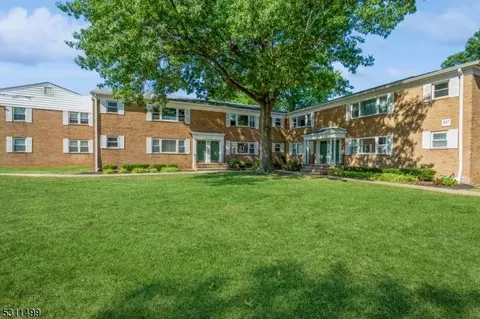 187 Evergreen Rd UNIT 8A, Edison, NJ 08837