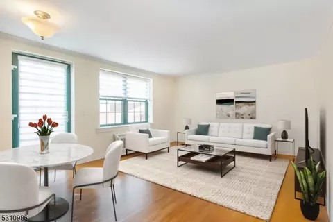 7 Prospect St #805, Morristown, NJ 07960