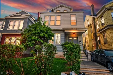 144-146 Mapes Ave, Newark, NJ 07112
