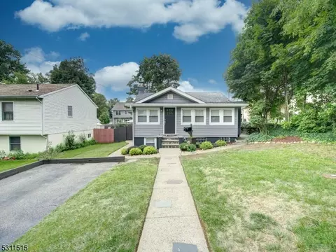 53 Iroquois Ave, Parsippany-troy Hills Twp, NJ 07034
