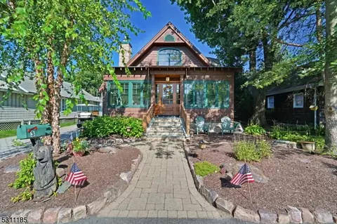 3 Shadyside Ln, Rockaway Twp, NJ 07435