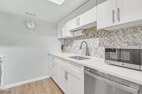 103 River Rd, Nutley, NJ 07110 photo 9
