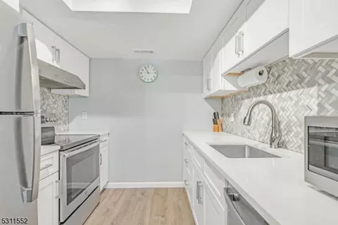 103 River Rd, Nutley, NJ 07110 photo 8