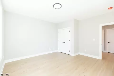32 Weldon Rd, Edison, NJ 08817 photo 21