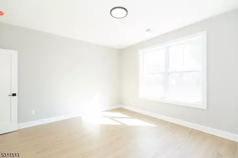 32 Weldon Rd, Edison, NJ 08817 photo 23