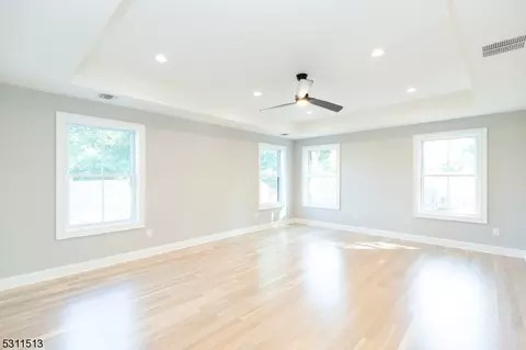 32 Weldon Rd, Edison, NJ 08817 photo 27