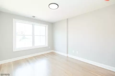 32 Weldon Rd, Edison, NJ 08817 photo 40