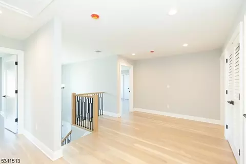 32 Weldon Rd, Edison, NJ 08817 photo 25