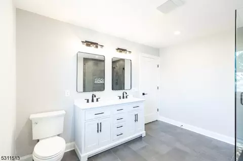 32 Weldon Rd, Edison, NJ 08817 photo 33