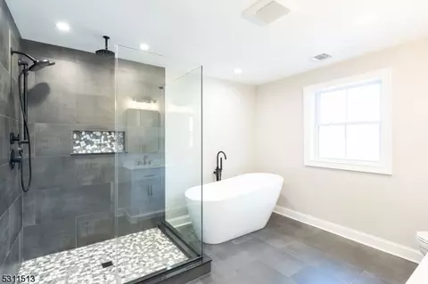 32 Weldon Rd, Edison, NJ 08817 photo 31
