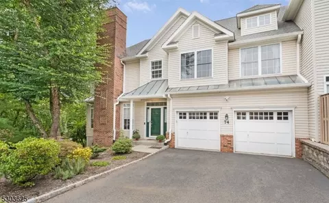 74 Loft Dr, Martinsville, NJ 08836