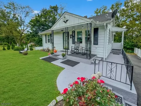 849 Uniontown Rd, Phillipsburg, NJ 08865