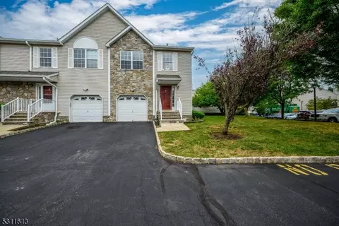 8 Mindy Dr, Somerset, NJ 08873