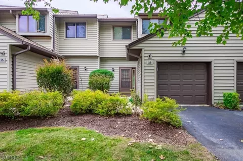 18 Oriole Ter, Newton, NJ 07860
