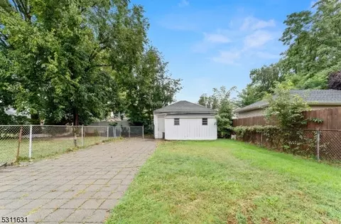 112 Elm Ave, Hackensack, NJ 07601 photo 15