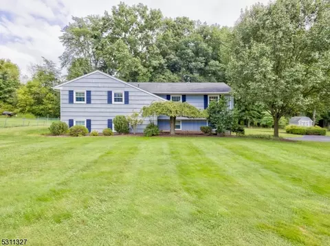 14 Mullen Rd, Readington Twp, NJ 08889