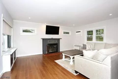 9 Prospect, Wayne, NJ 07470 photo 8