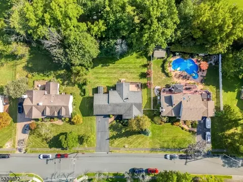 6 Ashwood Pl, Parsippany-troy Hills Twp, NJ 07054