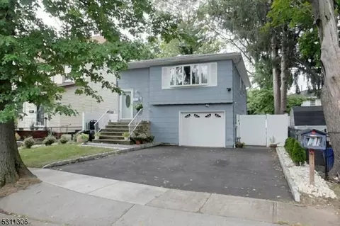 1420 Brown Pl, Rahway, NJ 07065