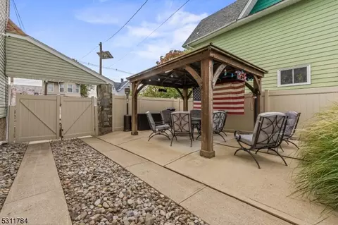 695 Devon St, Kearny, NJ 07032 photo 33