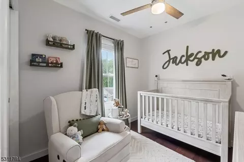 695 Devon St, Kearny, NJ 07032 photo 25