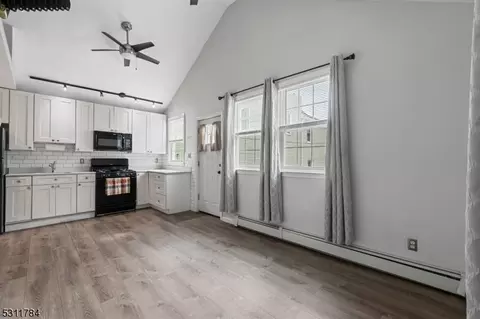 695 Devon St, Kearny, NJ 07032 photo 42