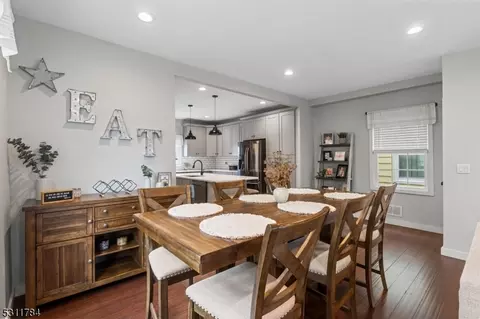 695 Devon St, Kearny, NJ 07032 photo 11