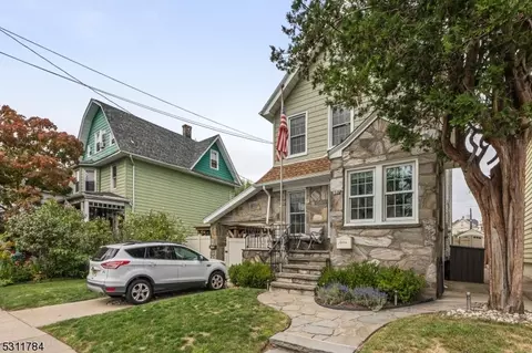 695 Devon St, Kearny, NJ 07032 photo 2