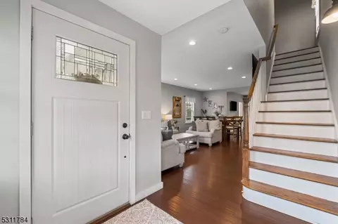695 Devon St, Kearny, NJ 07032 photo 3