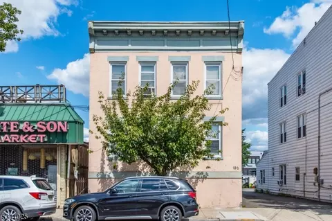 120 Franklin St, Belleville, NJ 07109