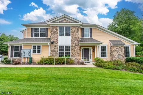 14 Kelley Ln, Parsippany-troy Hills Twp, NJ 07054