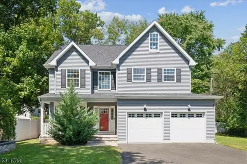 1504 Albert St, Piscataway, NJ 08854