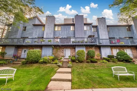 114 Pennington Ave #O, Passaic, NJ 07055