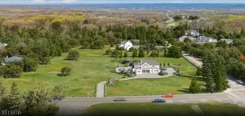 7 Mountain Rd, Bernards Twp, NJ 07920