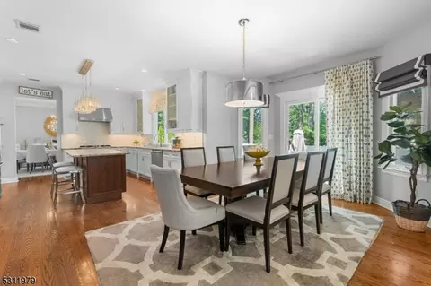 205 Homestead Rd, Paramus, NJ 07652 photo 8