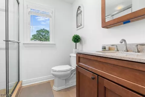 205 Homestead Rd, Paramus, NJ 07652 photo 31